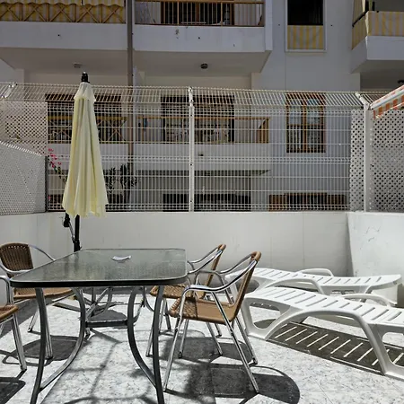 Victoria Court Modern 1 Bed Cristianos Tenerife Apartment