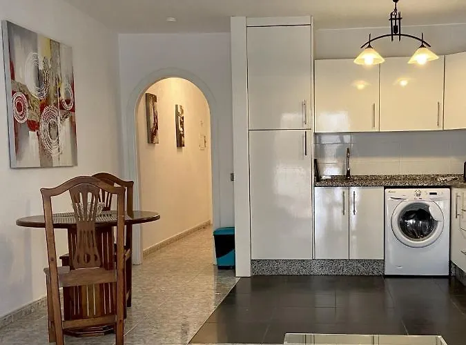 Victoria Court Modern 1 Bed Cristianos Tenerife Apartman