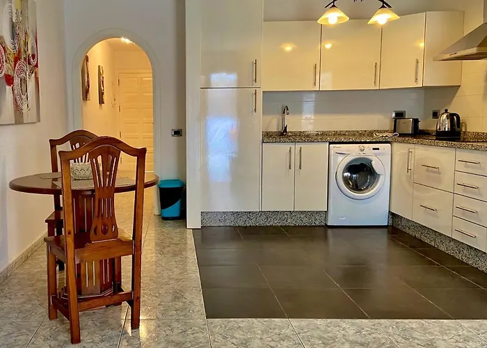 Victoria Court Modern 1 Bed Cristianos Tenerife Apartman Los Cristianos